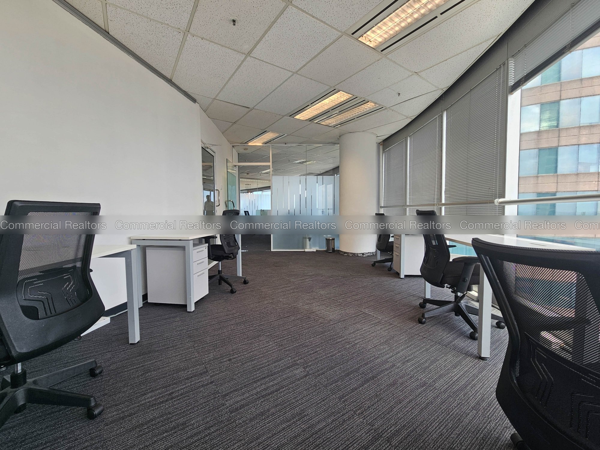 20-Seat Premium Serviced Office for Rent in Colombo 01 - Image 3