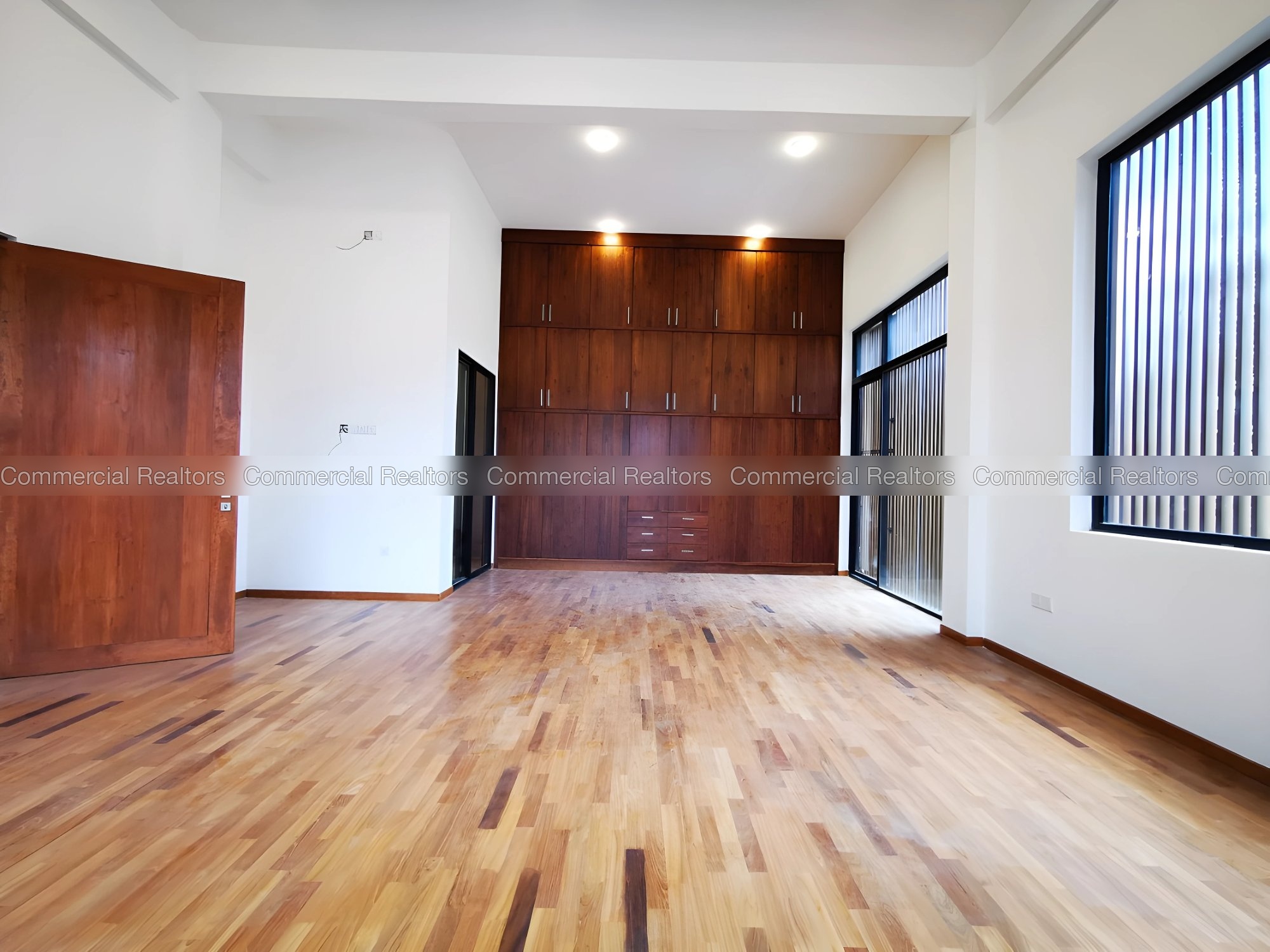 Rented - Commercial House for Rent – Colombo 07 - Image 4