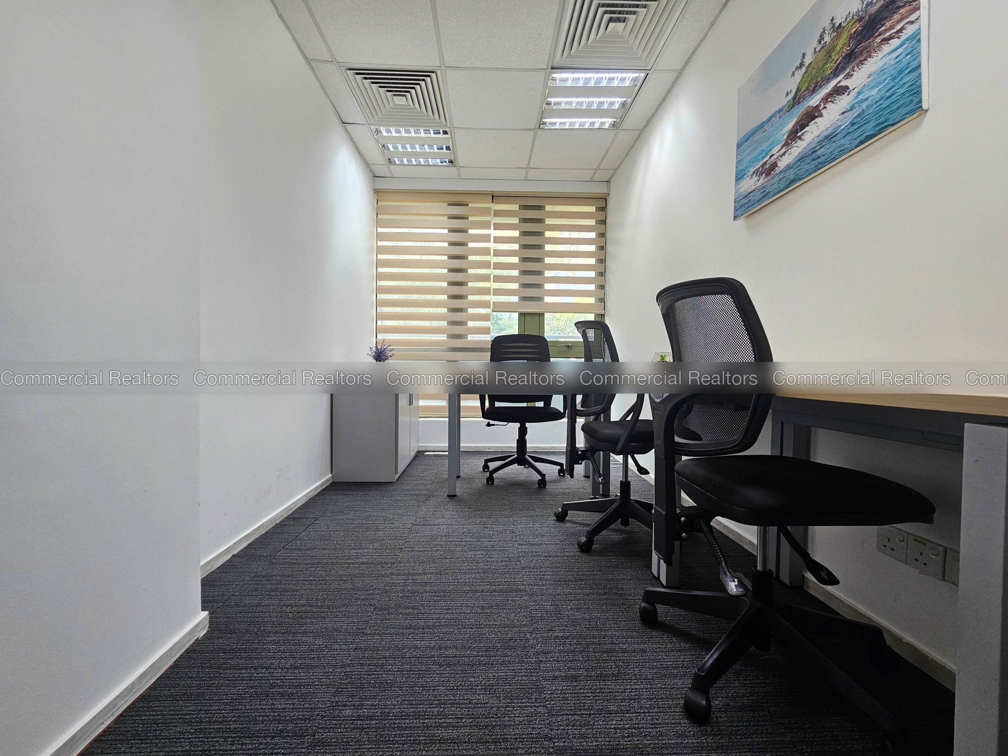 Premium 10-Person Serviced Office Space Available in Colombo 04 - Image 2