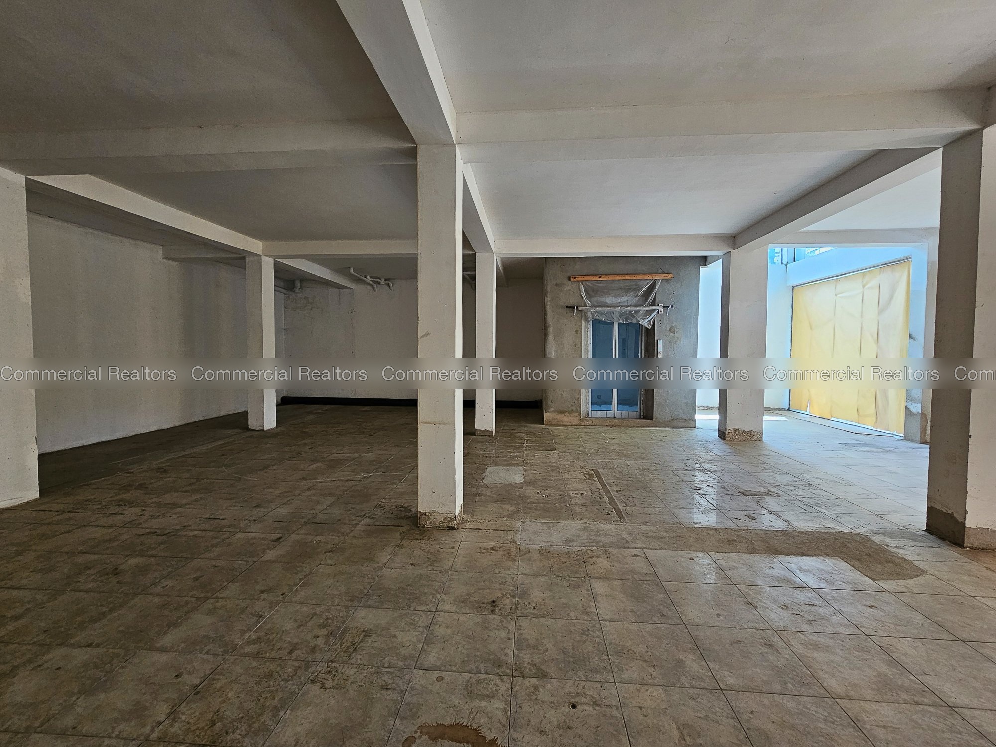 20,500 Sq.Ft Commercial building for Sale in Colombo 04 - Image 4