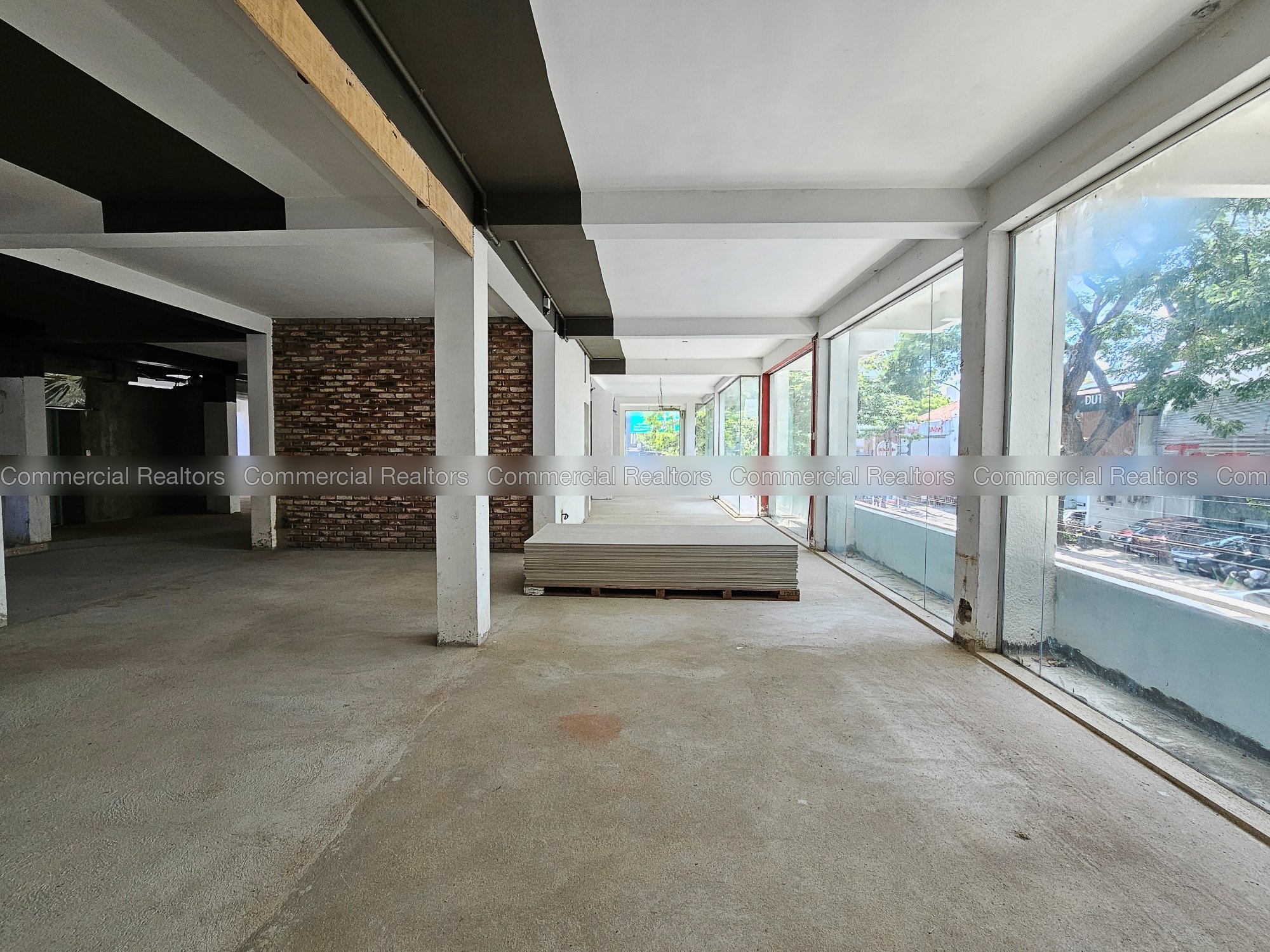 20,500 Sq.Ft Commercial building for Sale in Colombo 04