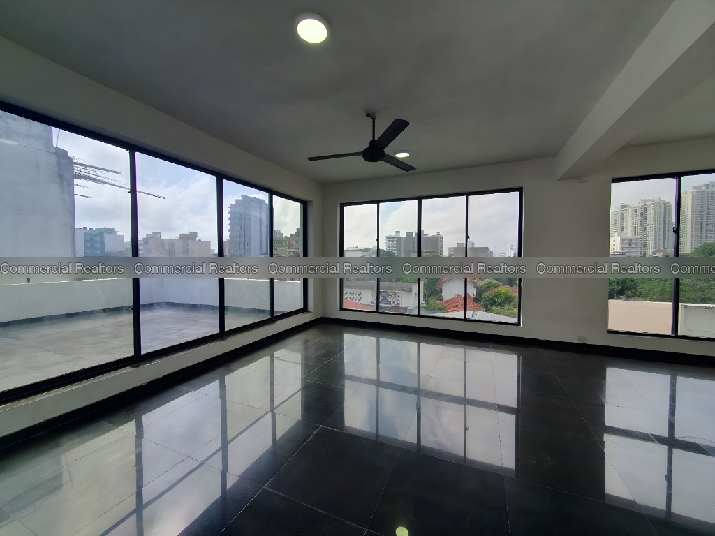 Commercial Building of 16,100 Sq. Ft For Rent in Colombo 06