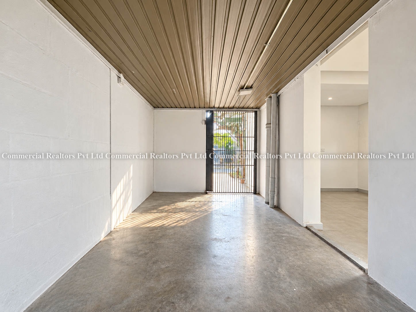 3000 Sq.Ft Commercial Building for Rent in Colombo 07 - Image 4