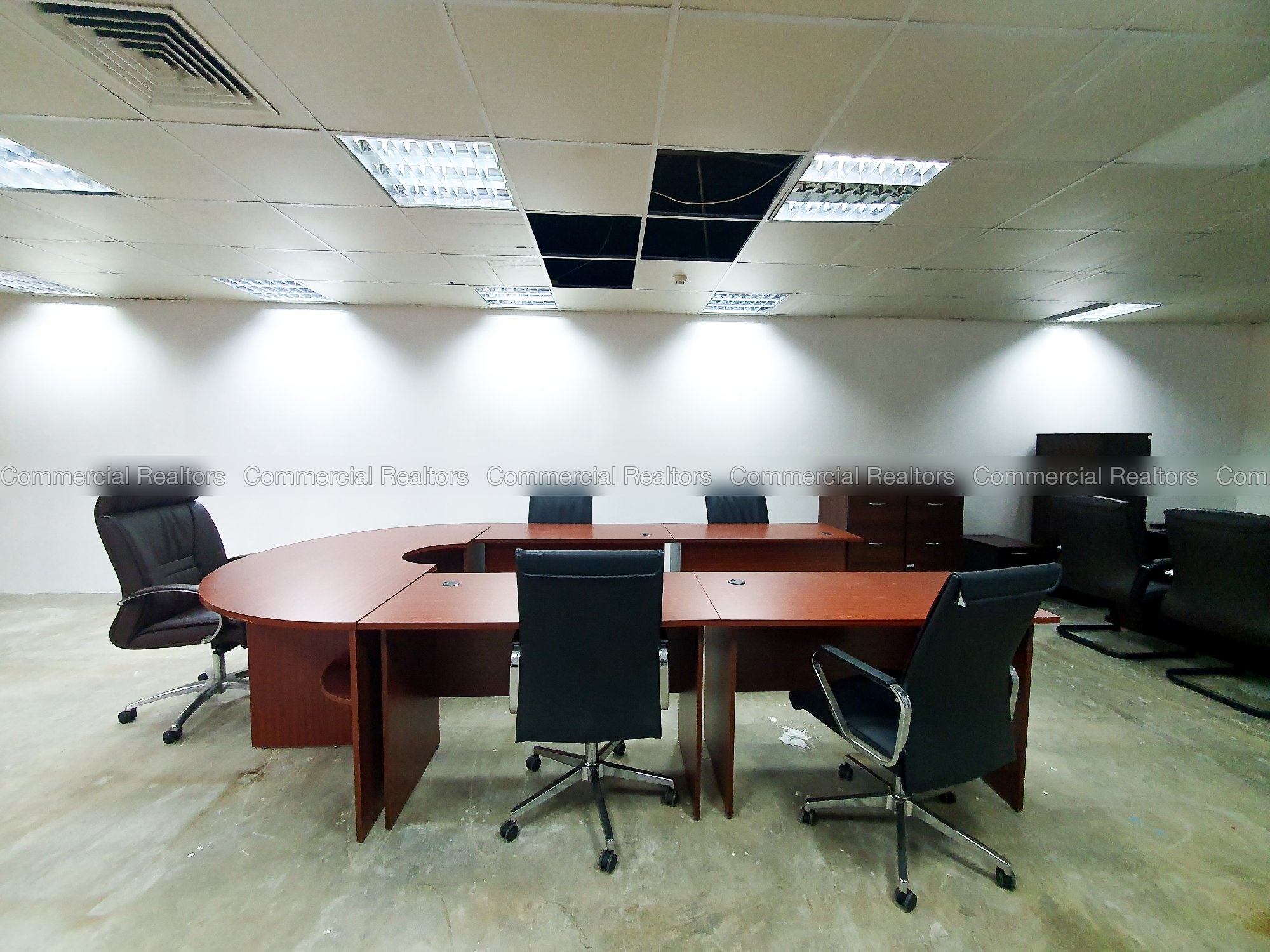 Rented - Office Floor of 1,400 Sq. Ft for Rent in Colombo 02 - Image 2