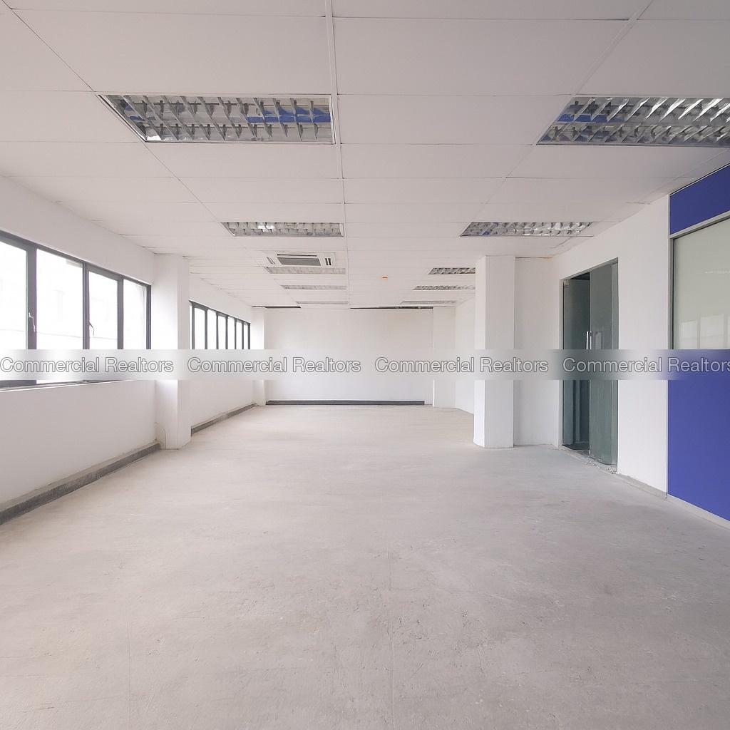 (RENTED) - 900 Sq. Ft Commercial Office Space for Rent in Colombo 02 - Image 2