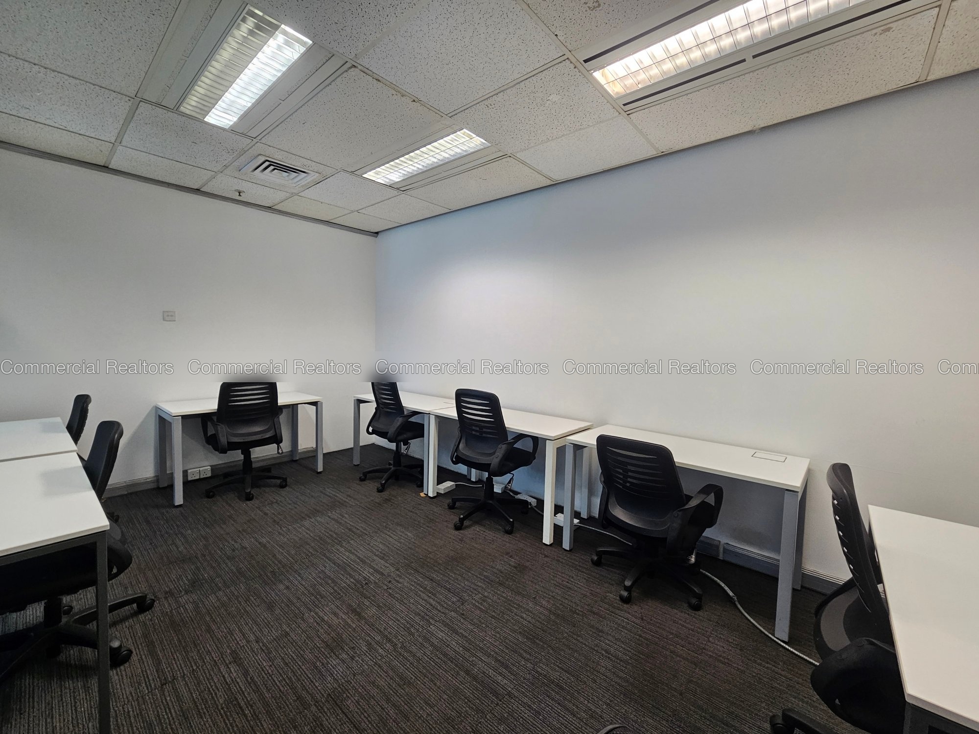 05-Seat Premium Serviced Office for Lease in Colombo 01 - Image 3