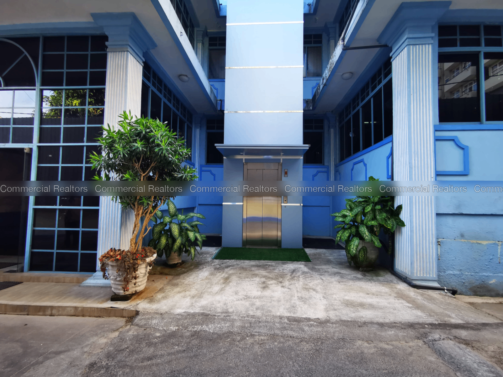 Commercial Building for Rent in Colombo 15 - Image 2