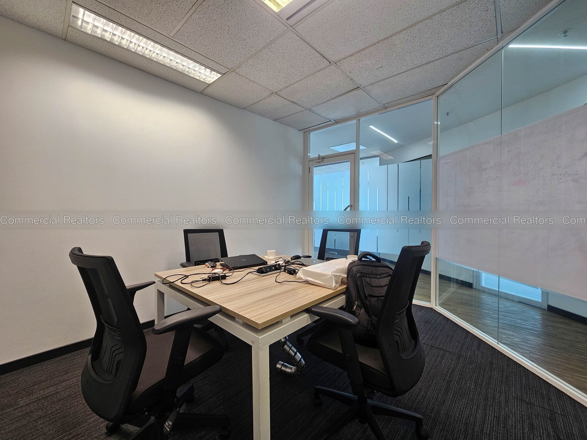 Move-In-Ready 04-Seat Serviced Office for Rent in Colombo 01 - Image 3