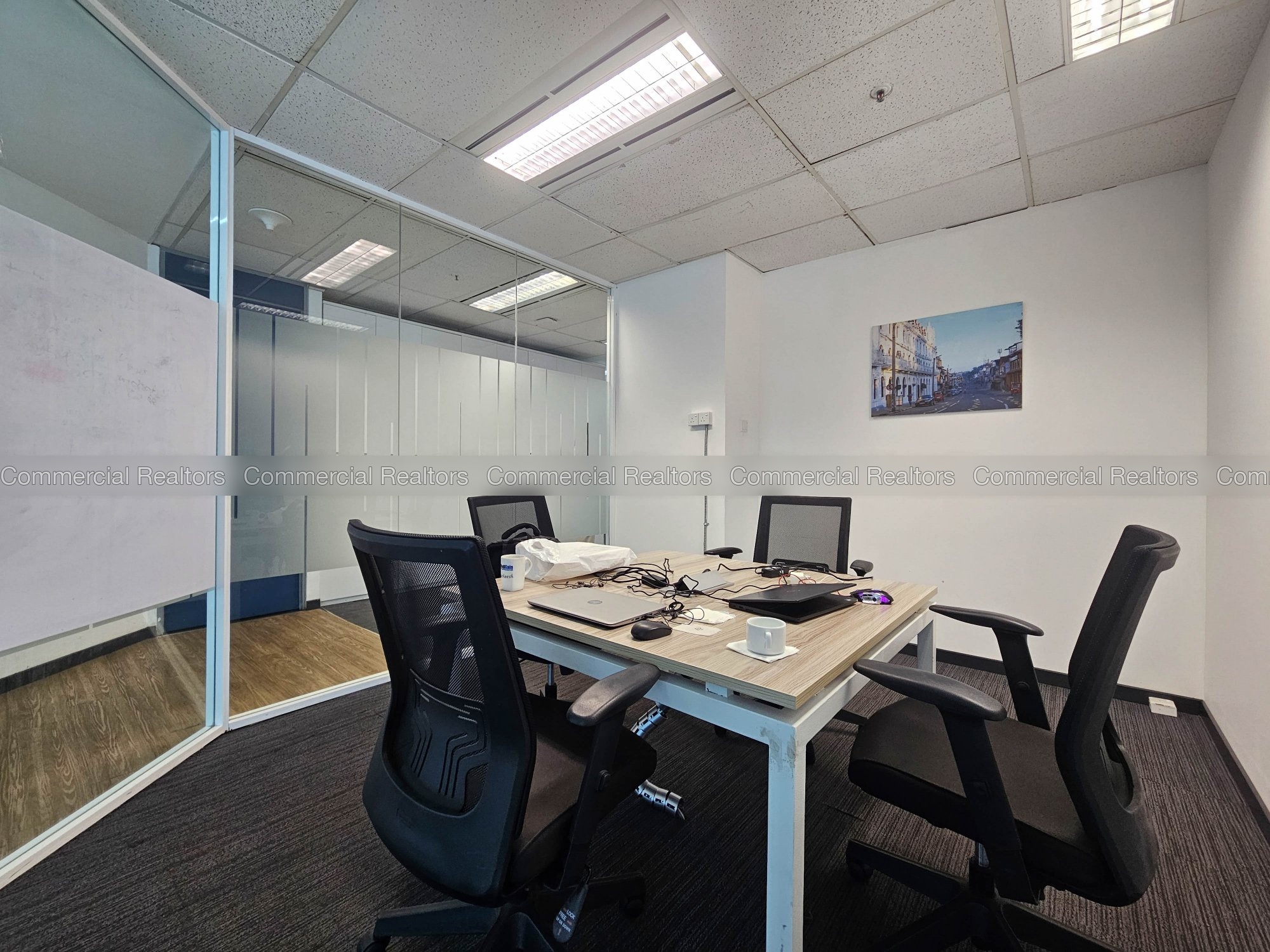 Move-In-Ready 04-Seat Serviced Office for Rent in Colombo 01 - Image 2
