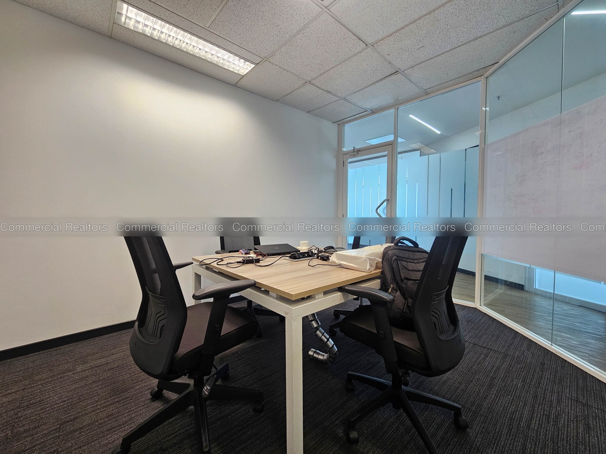 Move-In-Ready 04-Seat Serviced Office for Rent in Colombo 01