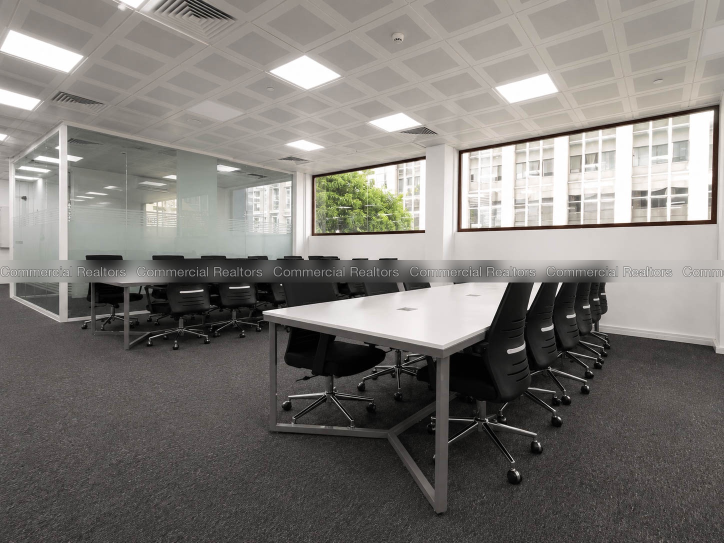 100 Seats - Fully Furnished Serviced Office Workstations for Rent in Colombo 02 - Image 3