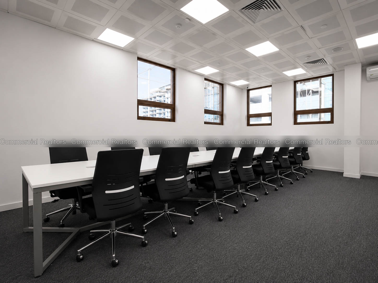 100 Seats - Fully Furnished Serviced Office Workstations for Rent in Colombo 02 - Image 4