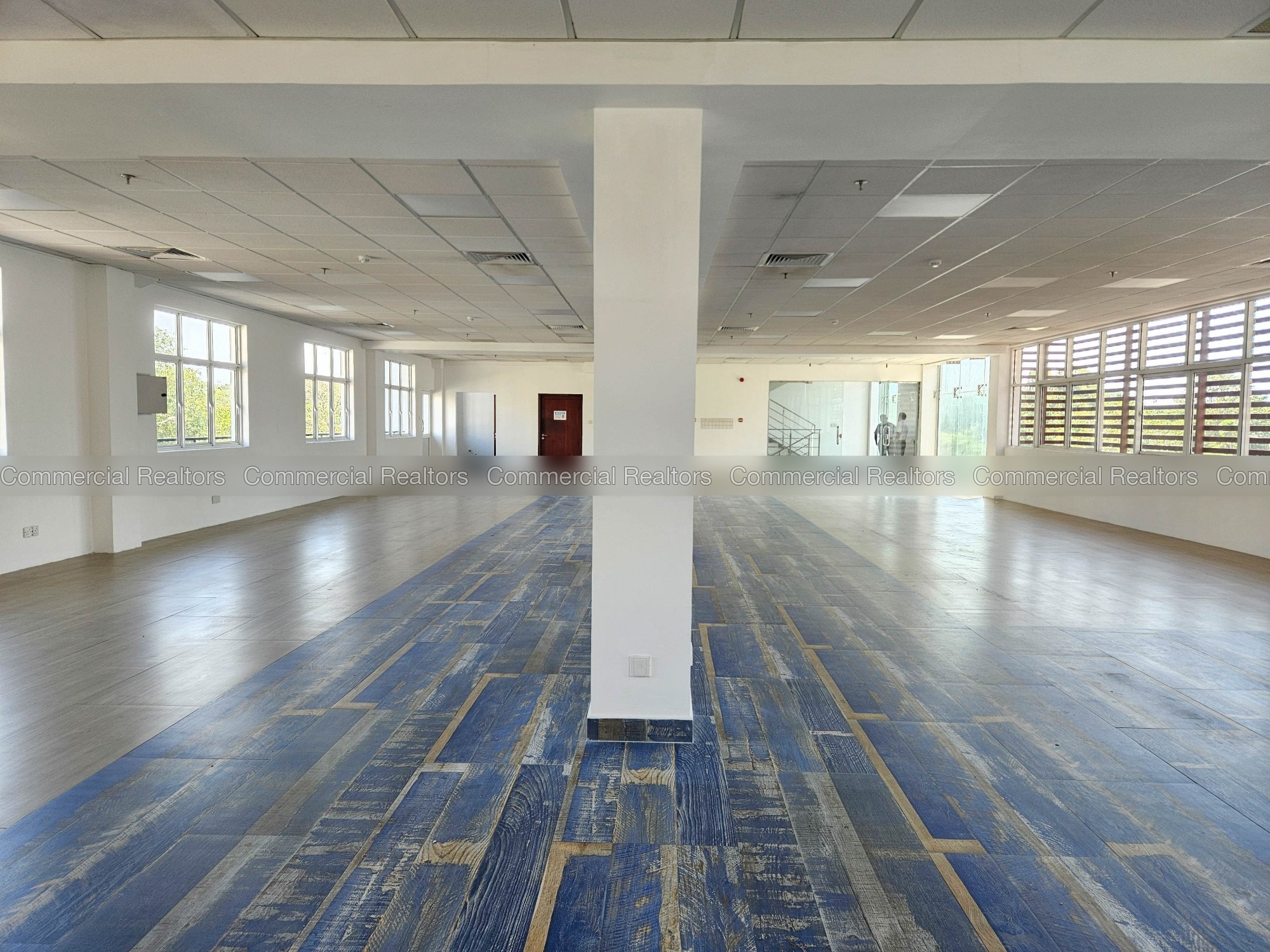 3,450 Sq. Ft Office Floor with A/C for Rent in Colombo 02 - Image 4