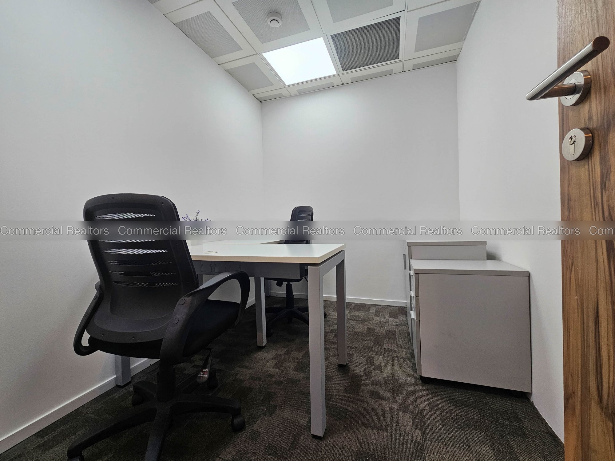 Premium Serviced Workspaces for Rent in Colombo 02 - Image 2