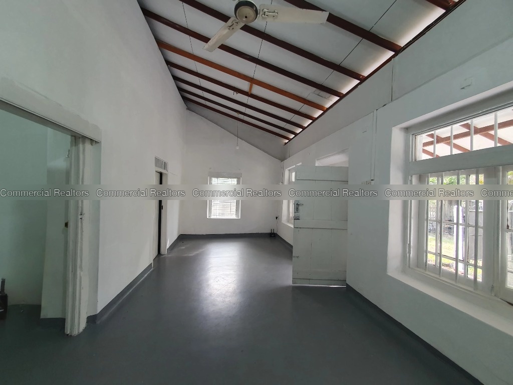 Rented - Commercial House for Rent in Colombo 05 - Image 2