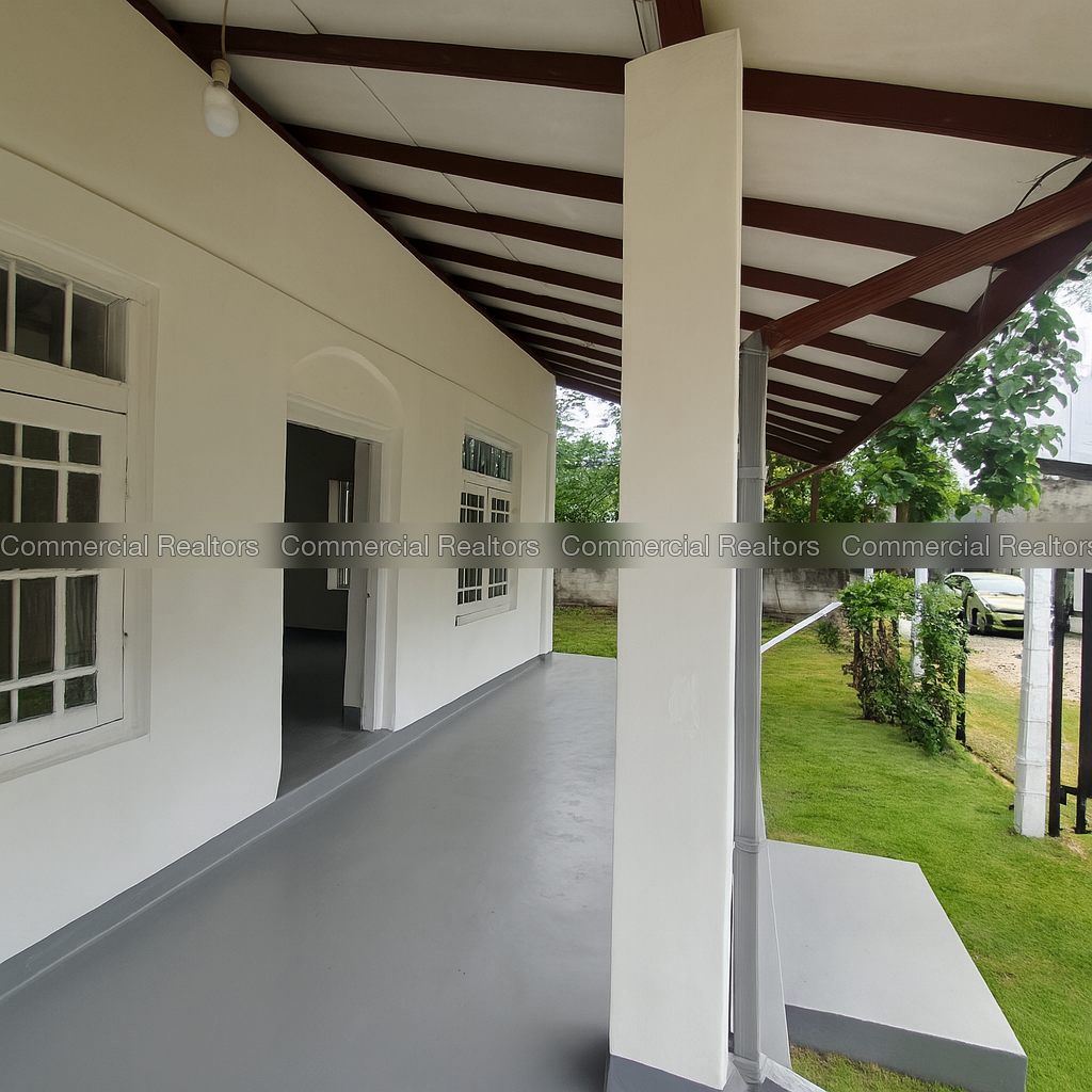 Rented - Commercial House for Rent in Colombo 05 - Image 3