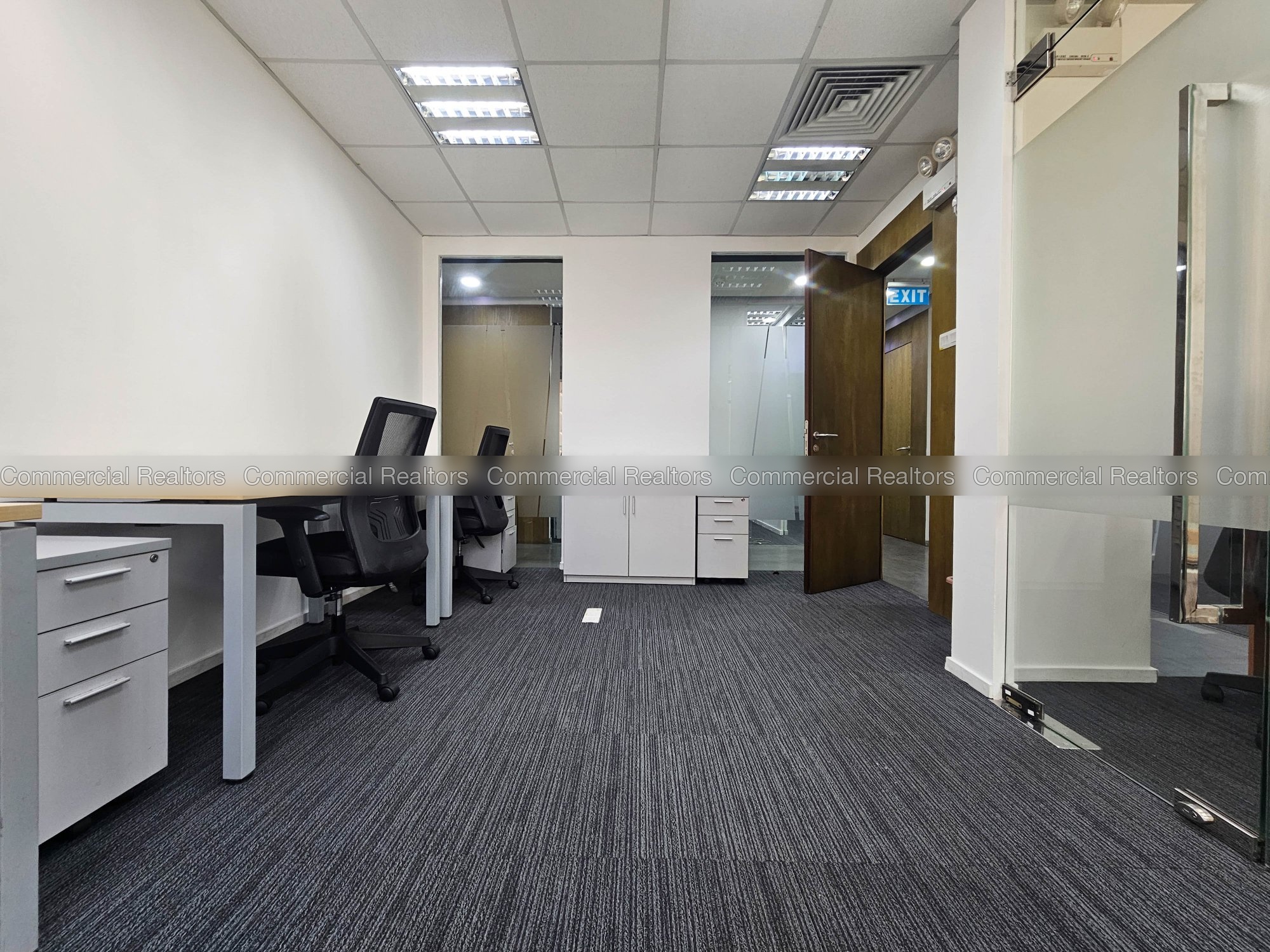 05-Seat Fully Furnished Serviced Office for Rent in Colombo 04 - Image 3