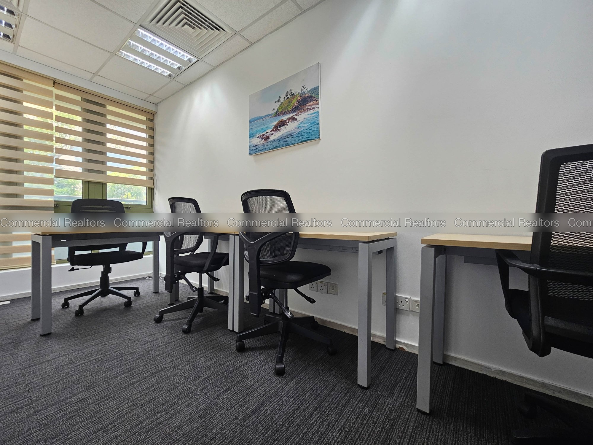 05-Seat Fully Furnished Serviced Office for Rent in Colombo 04 - Image 2