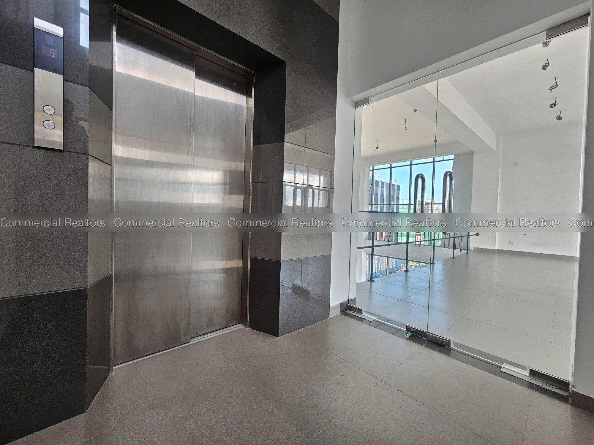 (RENTED) - Commercial Building for Rent in Colombo 04