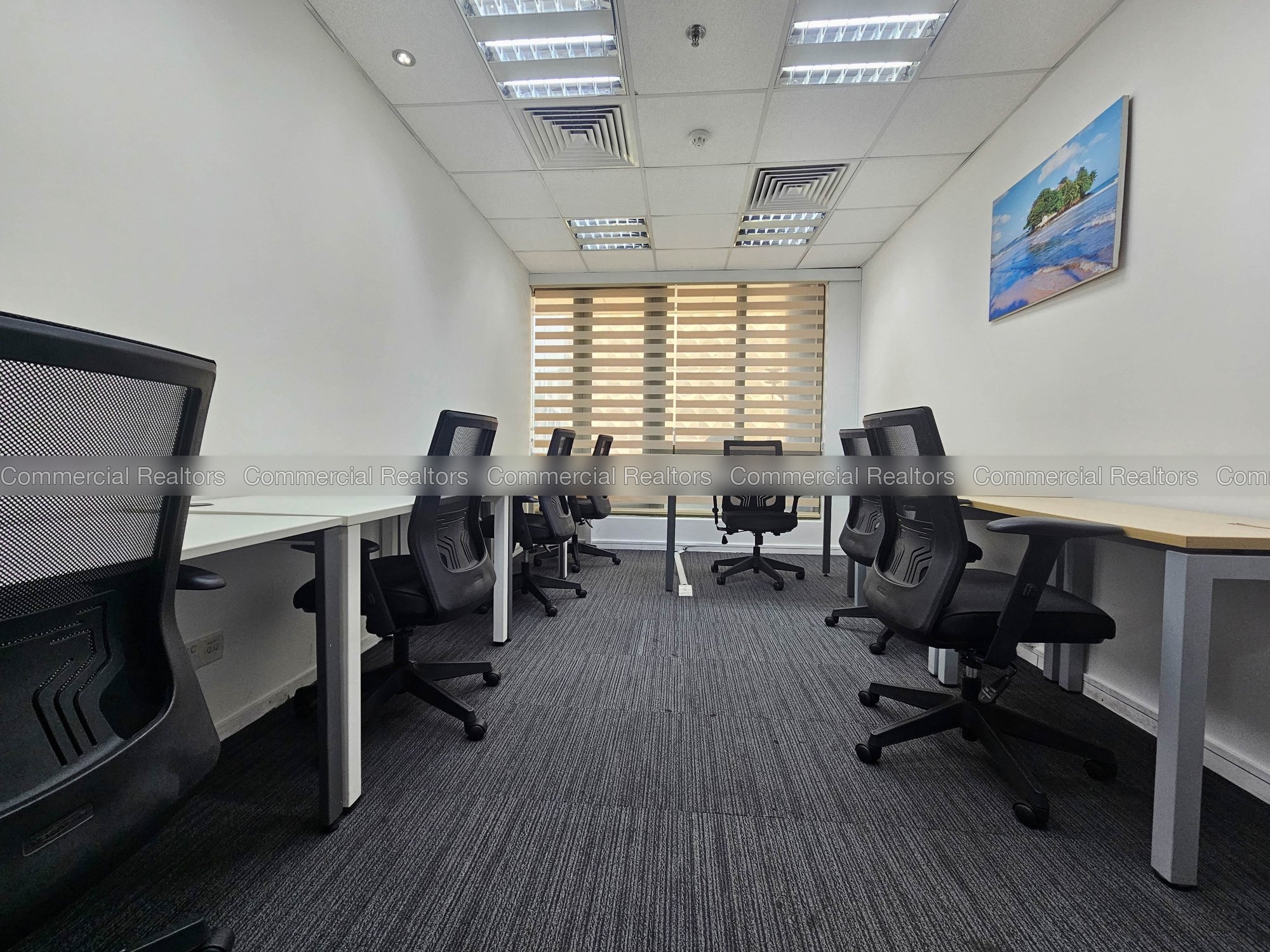 Fully Furnished Serviced Office Workstations for Rent in Colombo 04 - Image 4