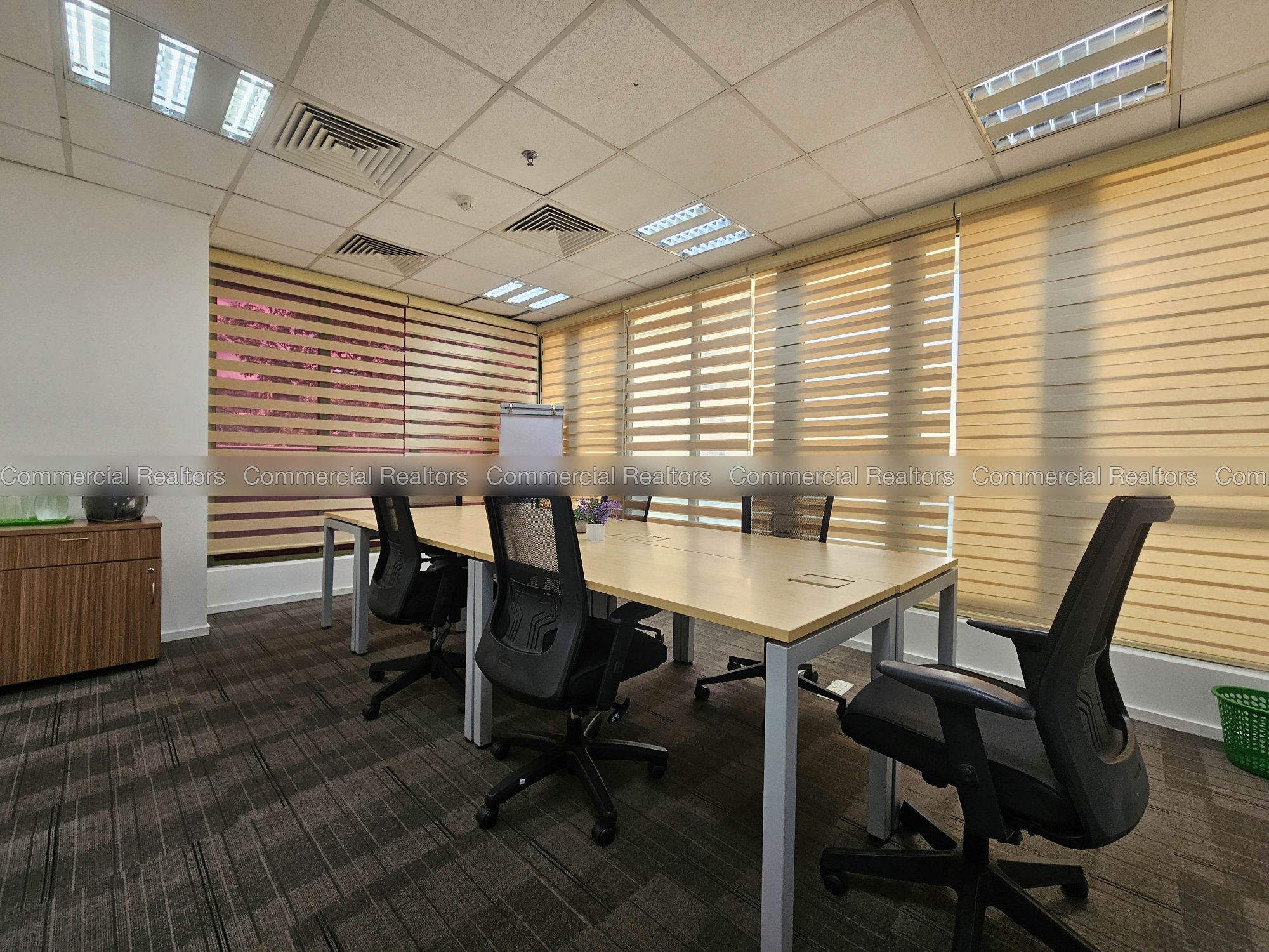 Private 02-Seat Serviced Office for Rent in Colombo 04 - Image 3