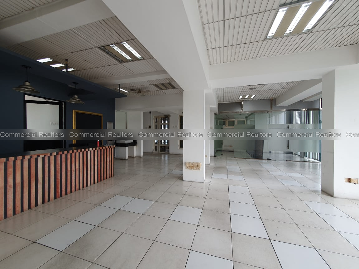 Commercial Building for Rent in Colombo 07 - Image 3