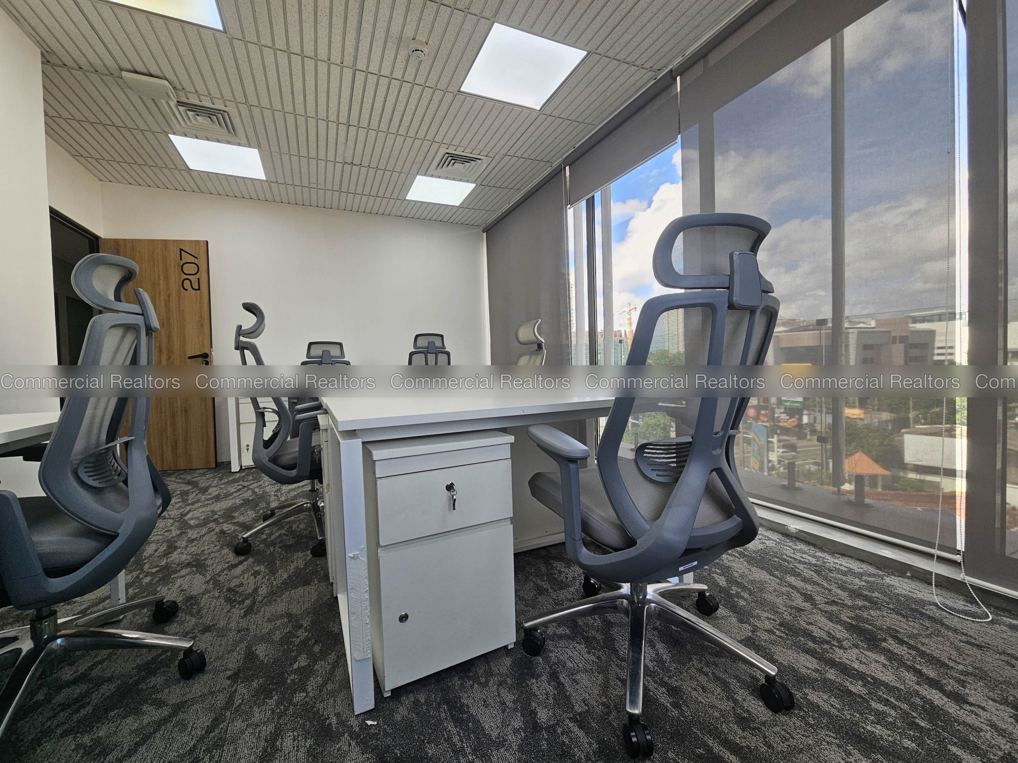 Premium Serviced Workspaces for Rent in Rajagiriya - Image 4