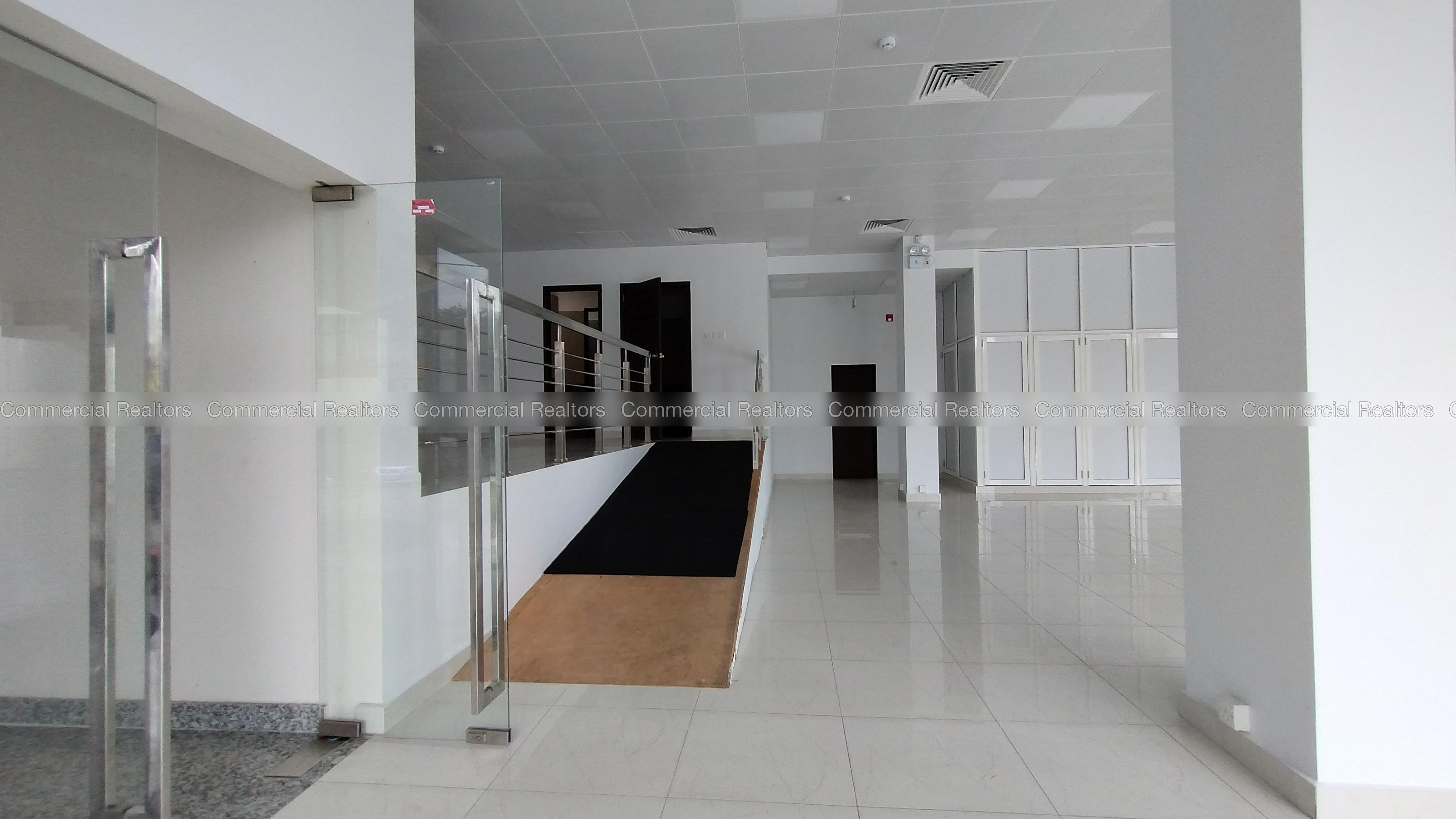 Commercial building for rent in Colombo 08 - Image 3