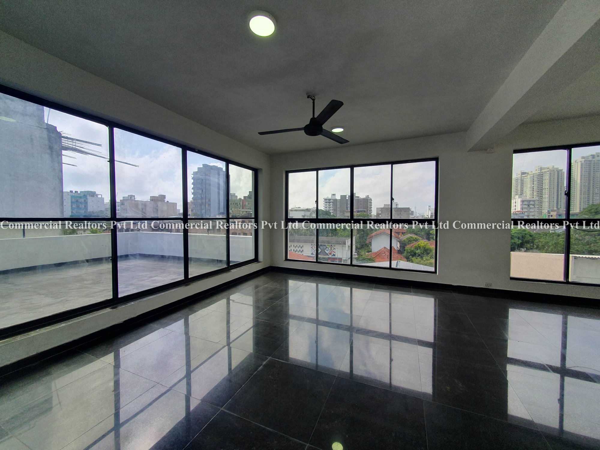 Commercial Building for Rent - Colombo 06 - Image 2
