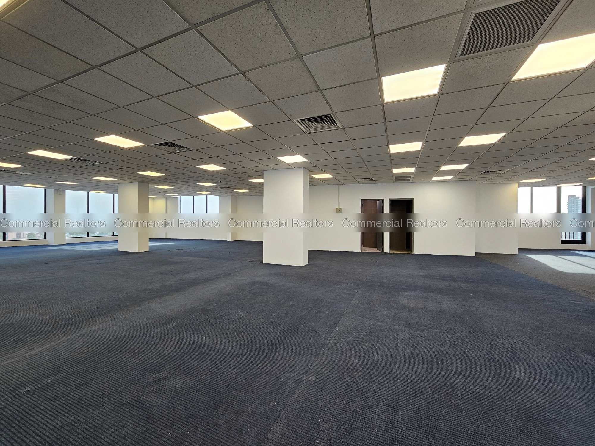 (RENTED) - 4 Modern Office Floors for Rent in Colombo 05 - Image 2
