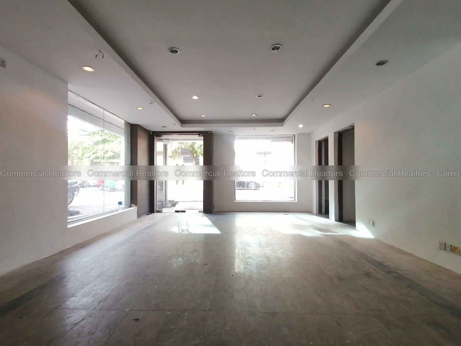 Commercial Building for Rent in Colombo 05 - Image 2