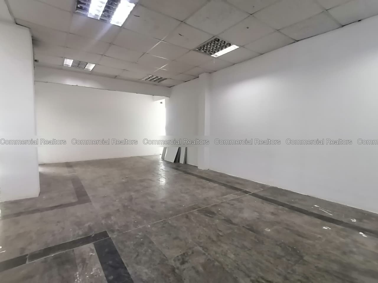 Commercial Building for Rent in Colombo 05 - Image 3